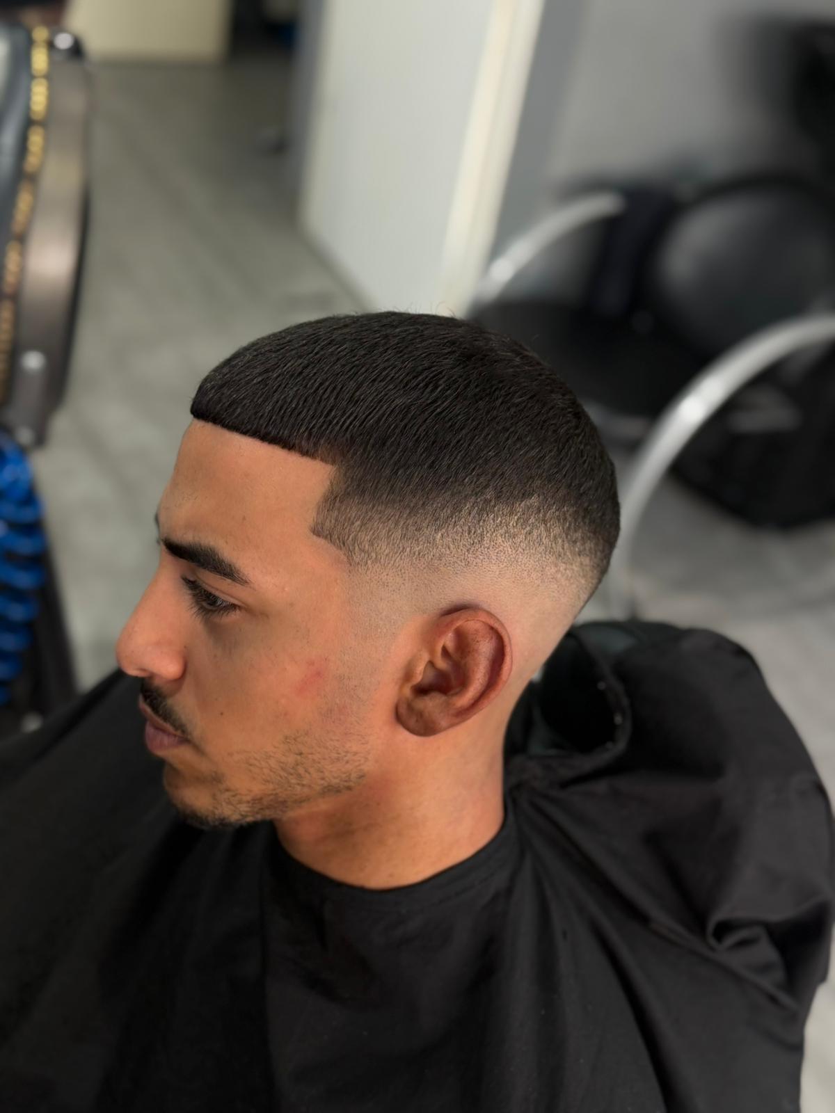תספורת ועיצוב שיער מתוך גלריית Aviel Barbershop, תמונה 17 מתוך 23